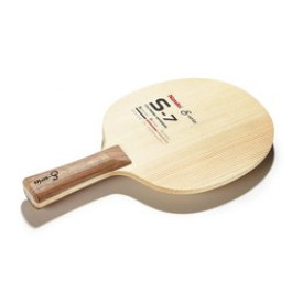 Nittaku S-7 OFF - Holz aus einem halbseitigen Blickwinkel geknipst