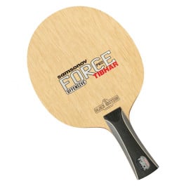 Tibhar Samsonov Force Pro - Black Edition in Schräglage