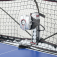 Donic Robo Pong 3050XL - Nahaufnahme des Roboters am Tisch