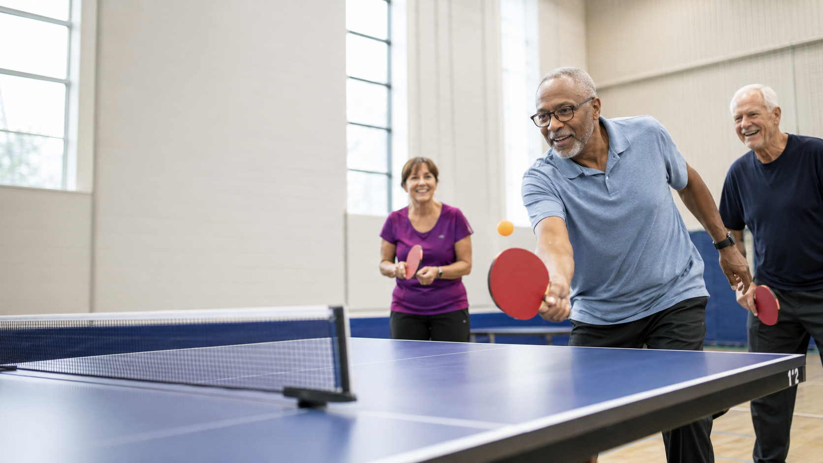 Menschen mit Parkinson beim Tischtennistraining